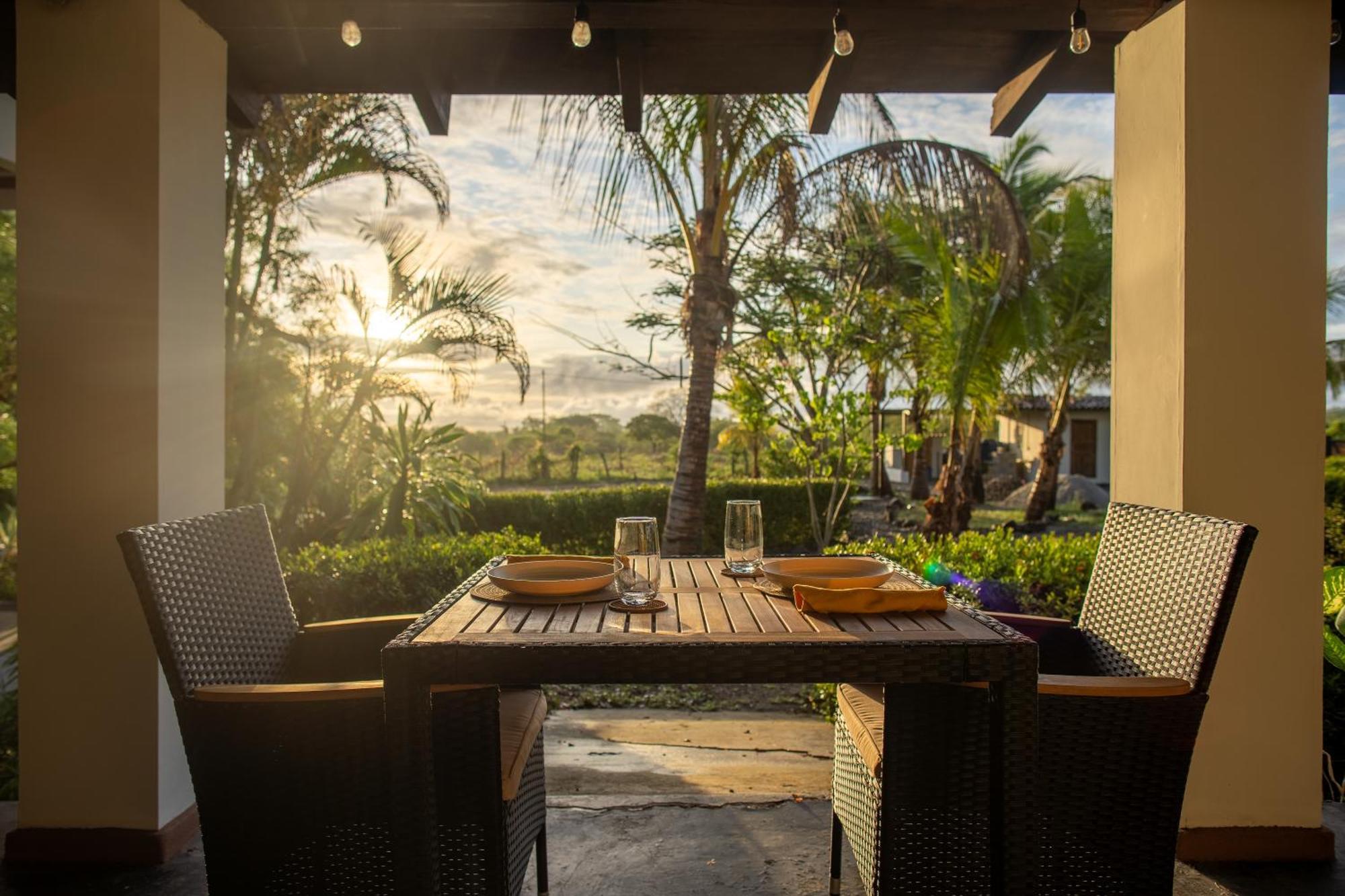 Pedasi Town Zenquility Inn & Tavern المظهر الخارجي الصورة